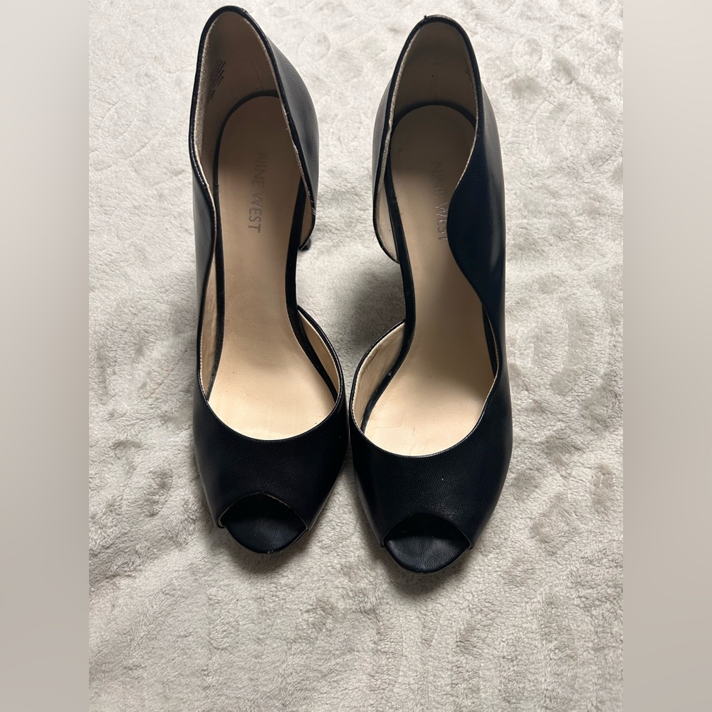 Nine West Black Elegant Peep-Toe Heels